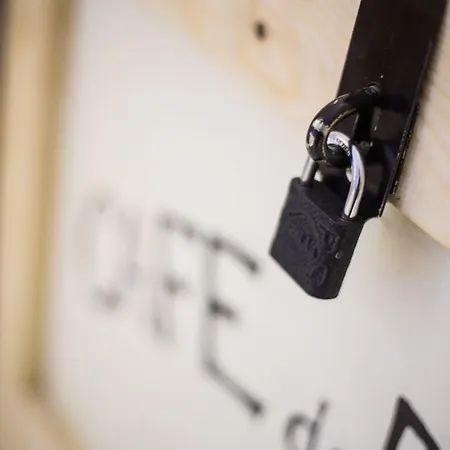 Fabolous Flat Art Design 아파트 리비프